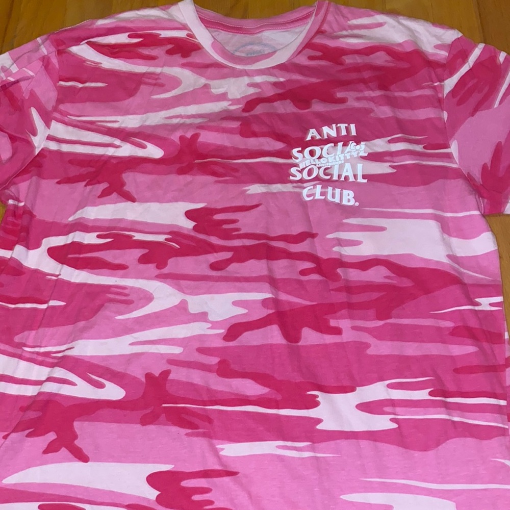 Pink camo hello kitty antisocial social club tee